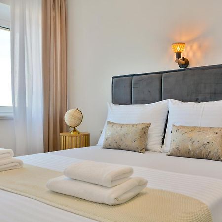 סנג' Apartman Elena מראה חיצוני תמונה